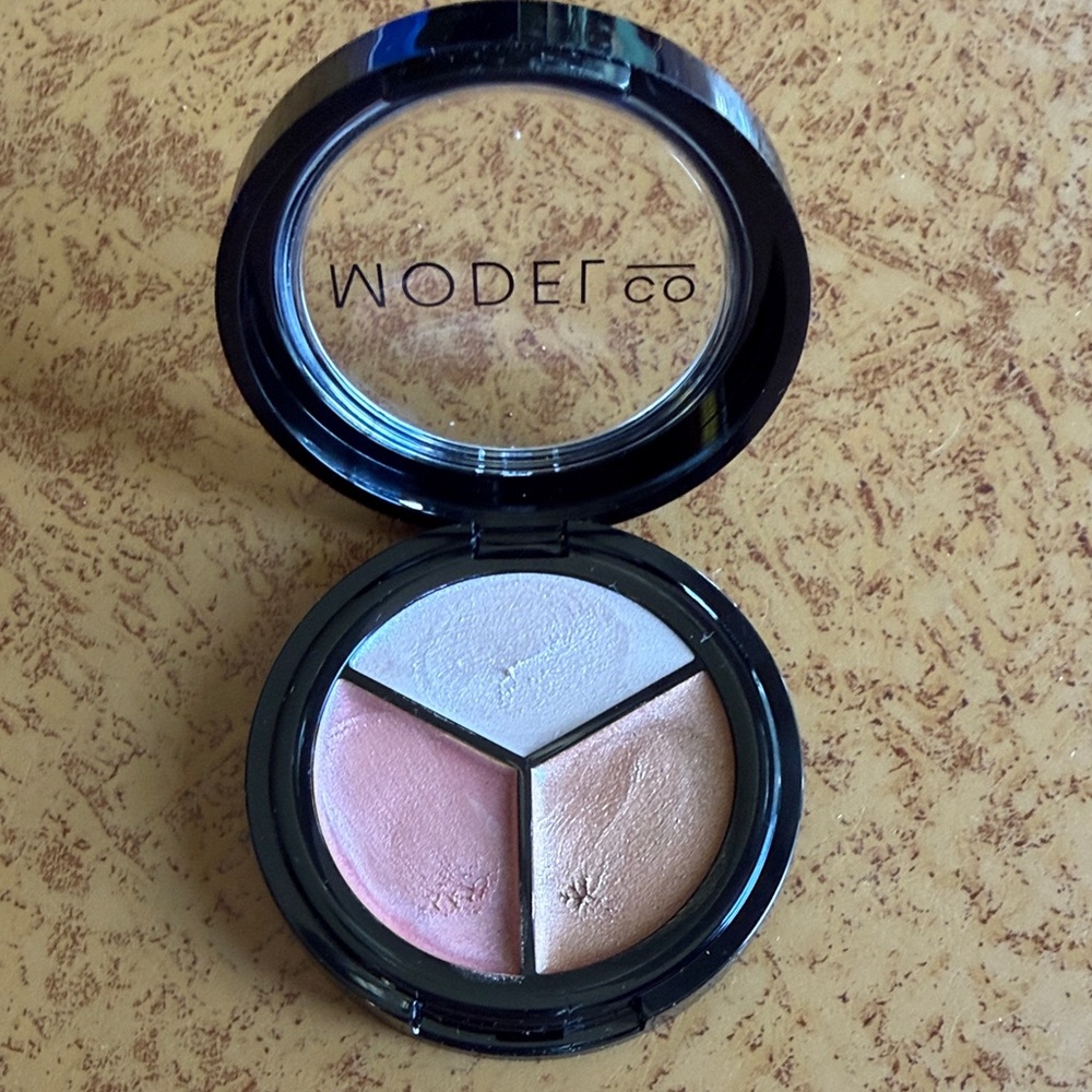 Bundle of Makeup Set used - Urban Decay, Too Faced, Morphe, MAC, Tarte, and more - Picture 5 of 16